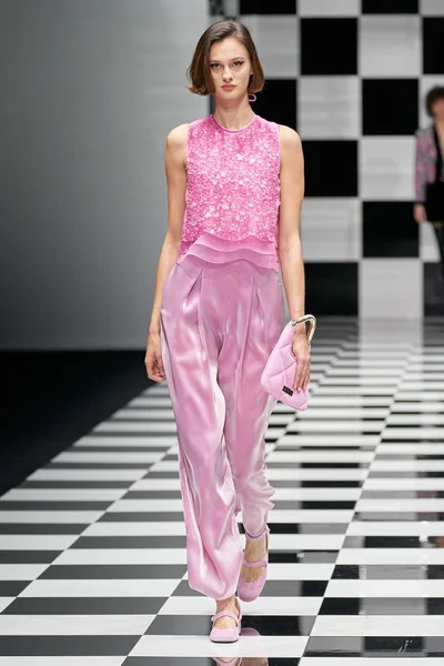 Look 106